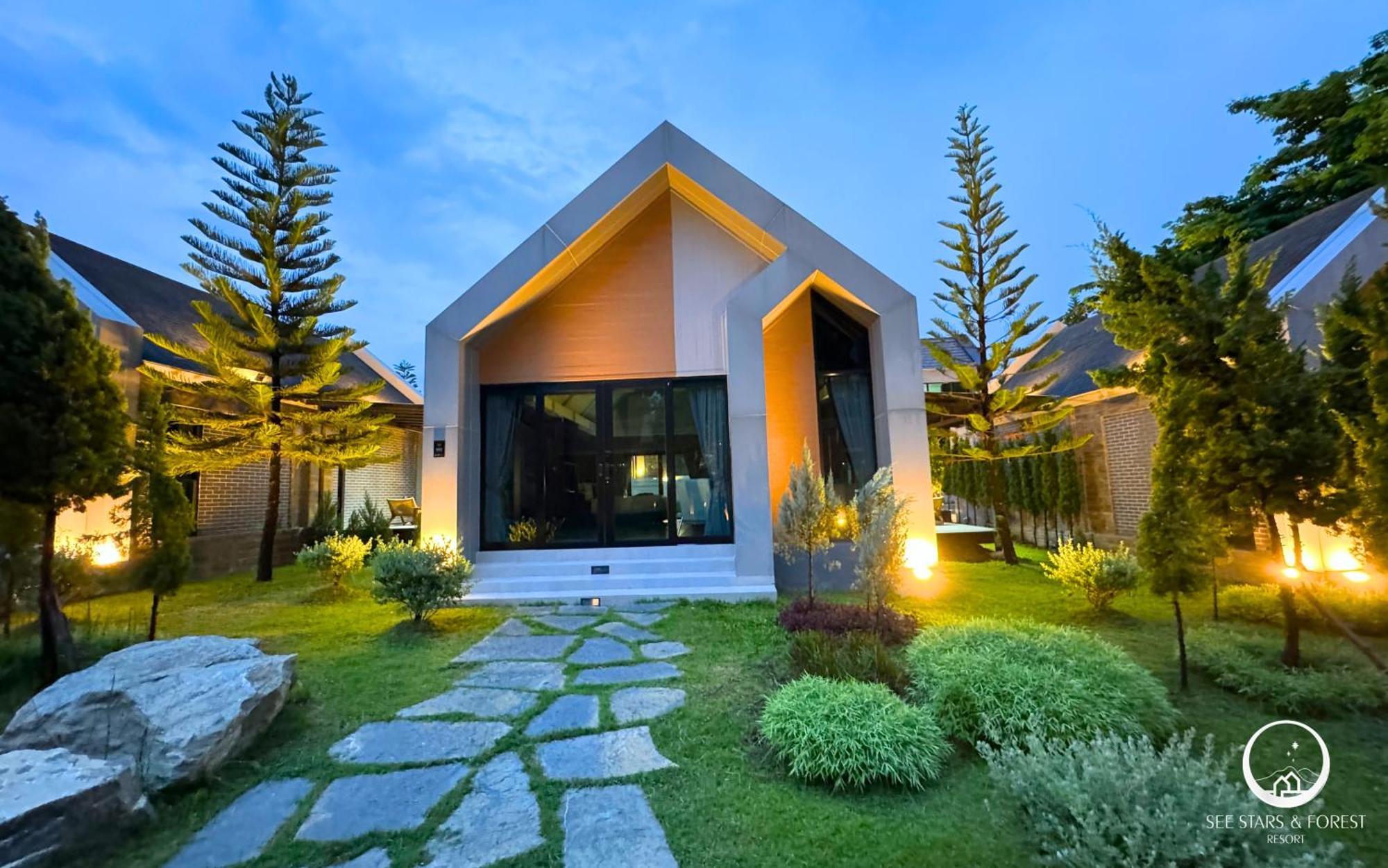 See Stars & Forest Resort Amphoe Sawang Daen Din Zewnętrze zdjęcie